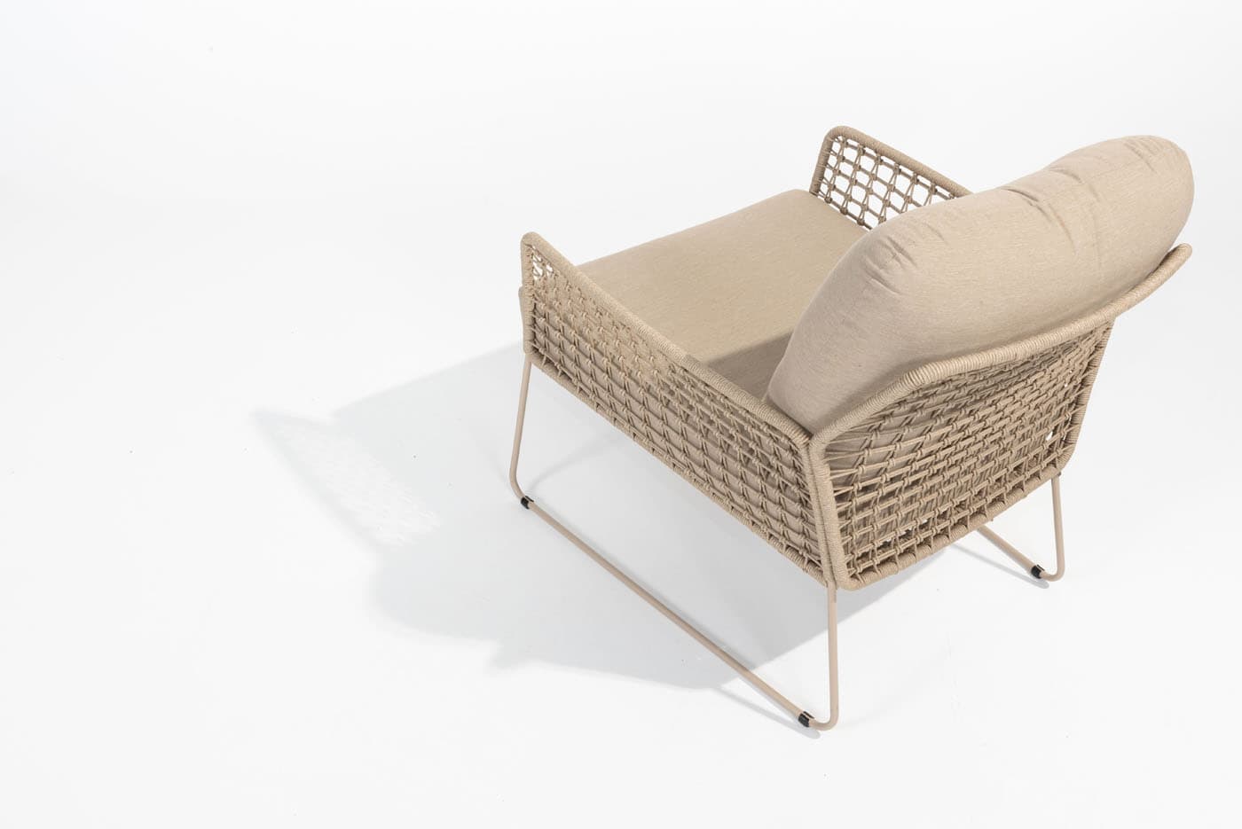 Albano Lounge Stoel – Zandkleurig Rope en RVS Frame – Inclusief Kussens