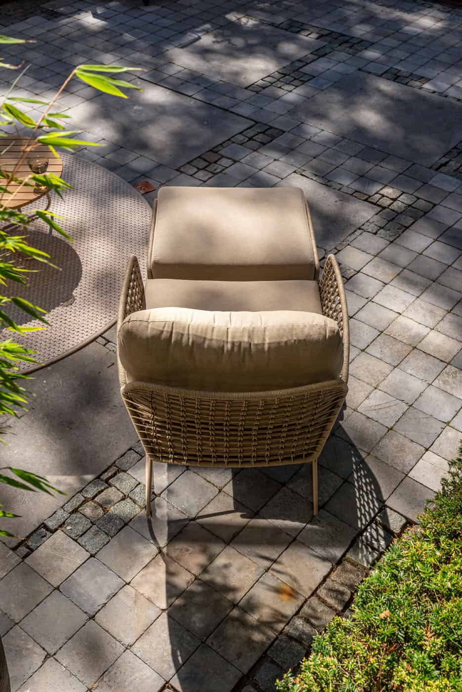 Albano Lounge Stoel – Zandkleurig Rope en RVS Frame – Inclusief Kussens