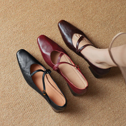 Scarpe con Tacco in Vera Pelle - Eleganza Classica con un Tocco Moderno