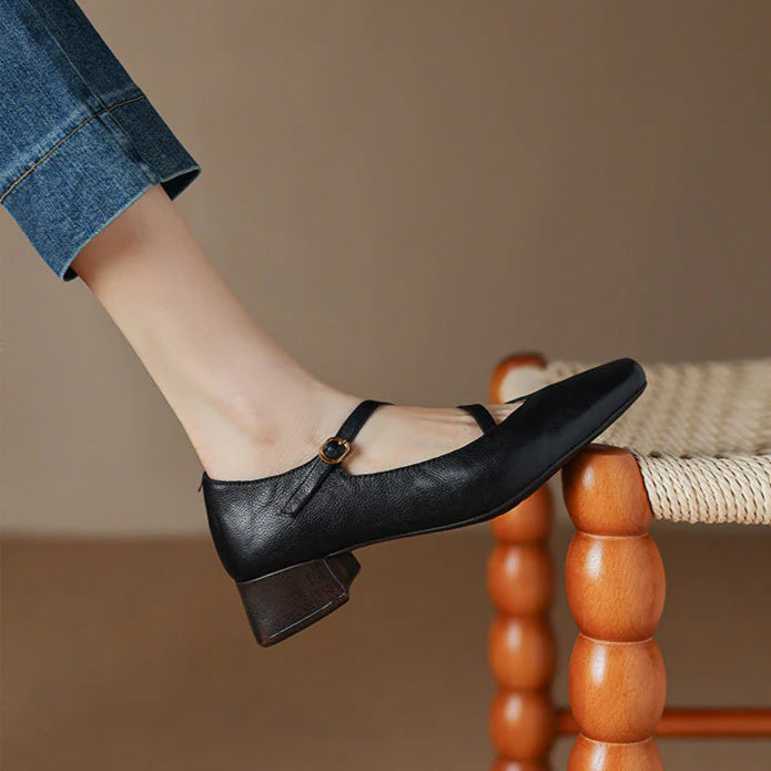 Scarpe con Tacco in Vera Pelle - Eleganza Classica con un Tocco Moderno