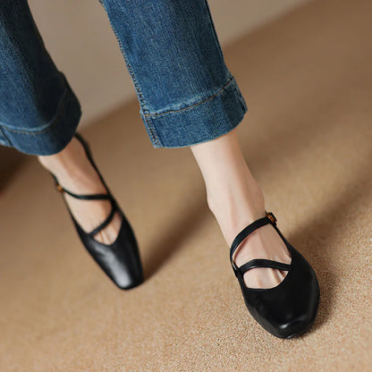 Scarpe con Tacco in Vera Pelle - Eleganza Classica con un Tocco Moderno