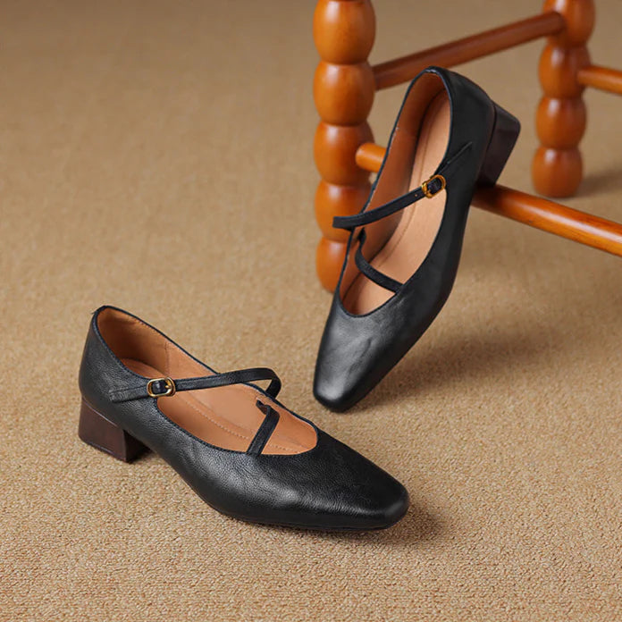 Scarpe con Tacco in Vera Pelle - Eleganza Classica con un Tocco Moderno