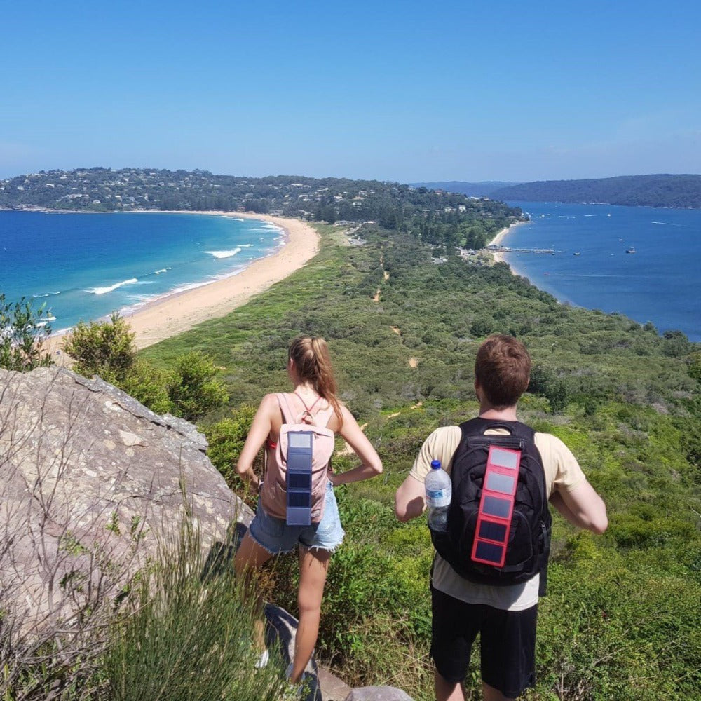 Ultra-Compacte Draagbare Zonne-Energie Powerbank – Opvouwbaar, Lichtgewicht en Universeel Opladen